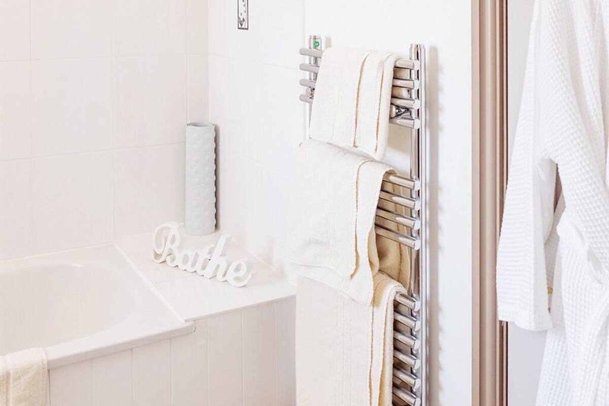 Deluxe Double Room, Ensuite | Bathroom