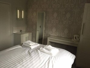 Miscellaneous - The Volunteer (Wantage)