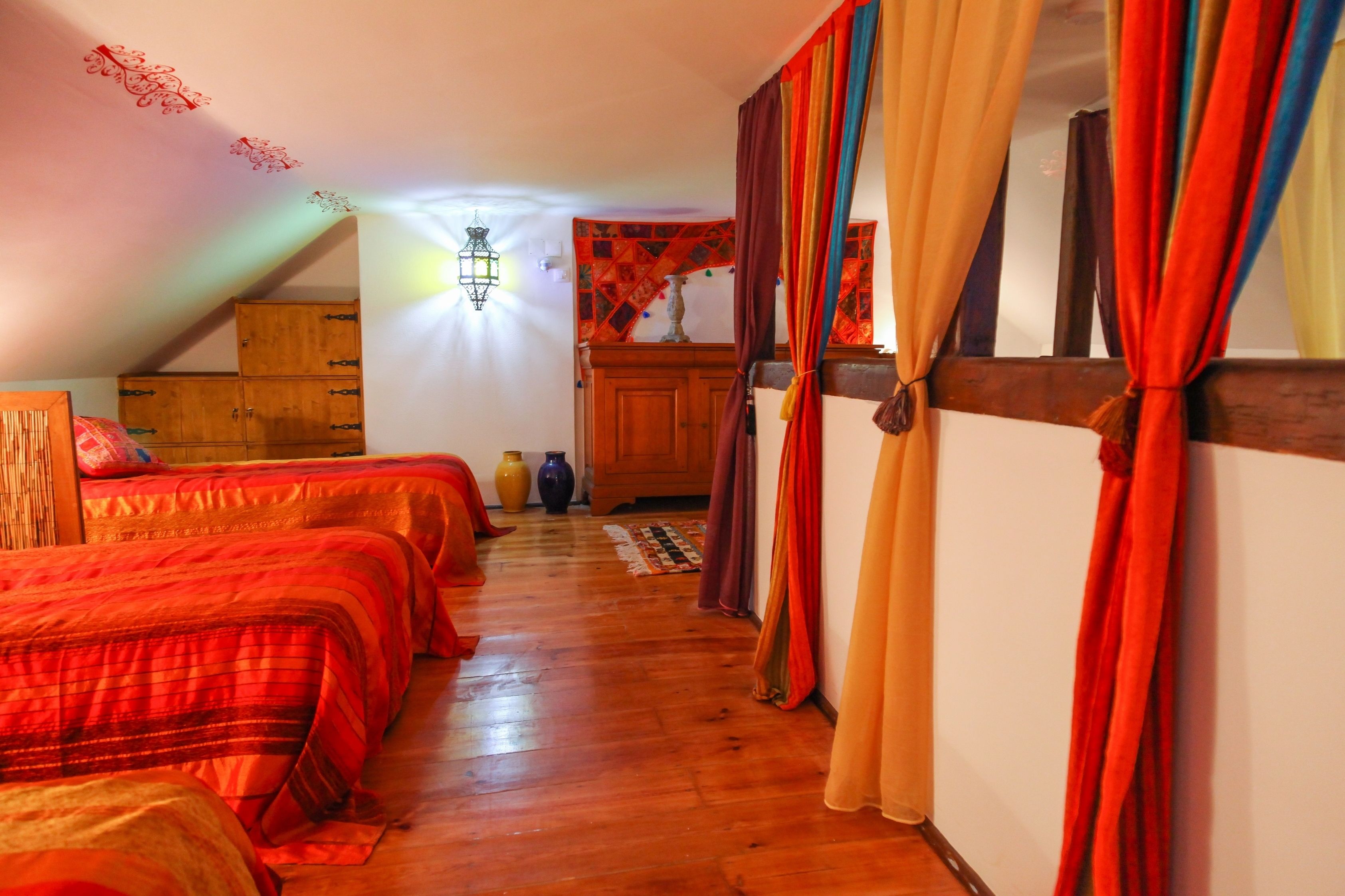 Slaapzaal, gemengde slaapzaal (5 people) | Een kluis op de kamer, gratis wifi