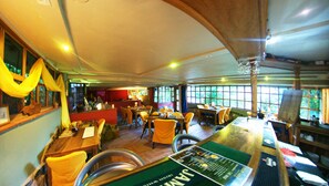 Breakfast, lunch, dinner served; international cuisine, garden views  - Yellow Haven Lodge (Kampala)