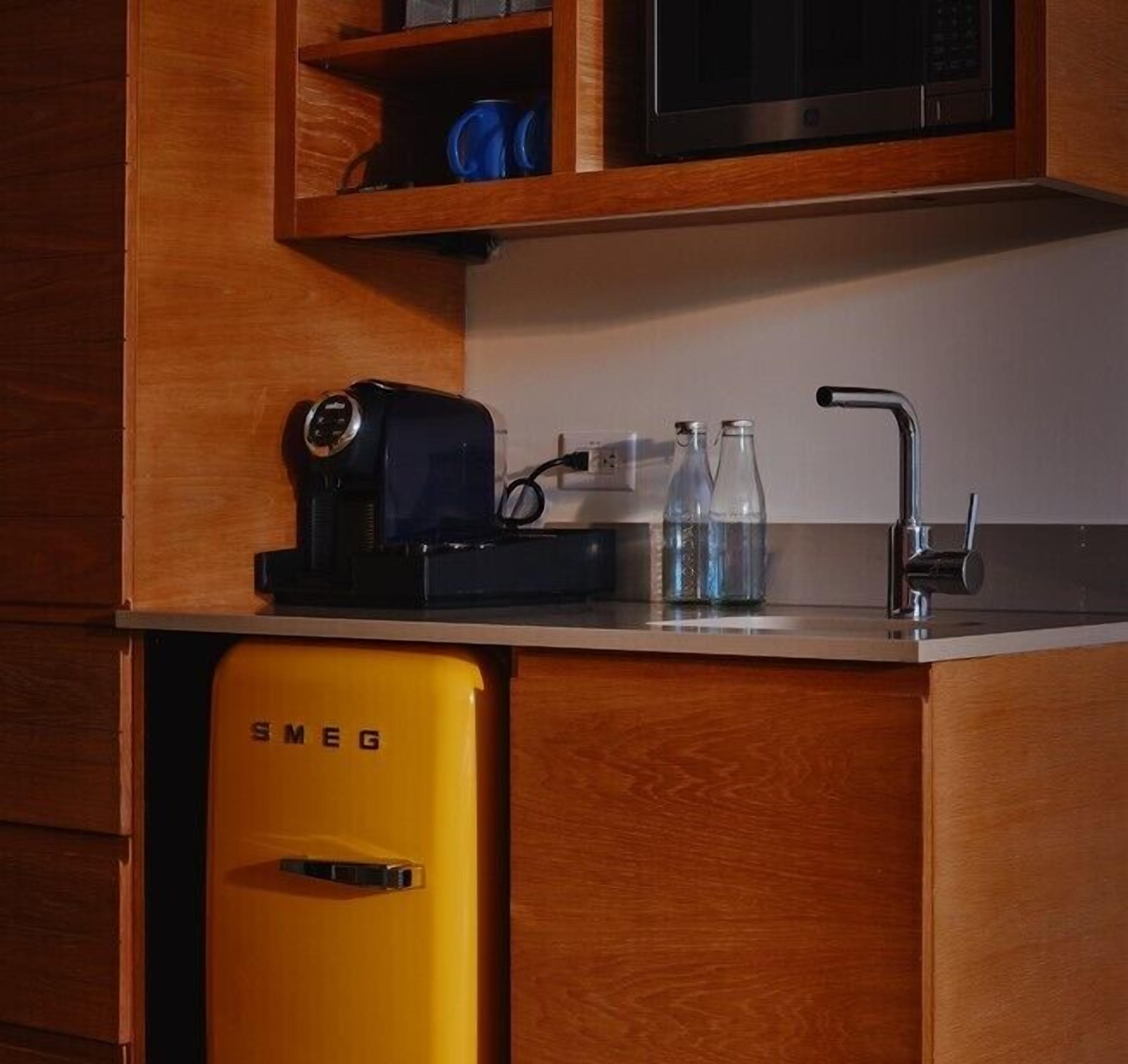 fridge, microwave, coffee/tea maker