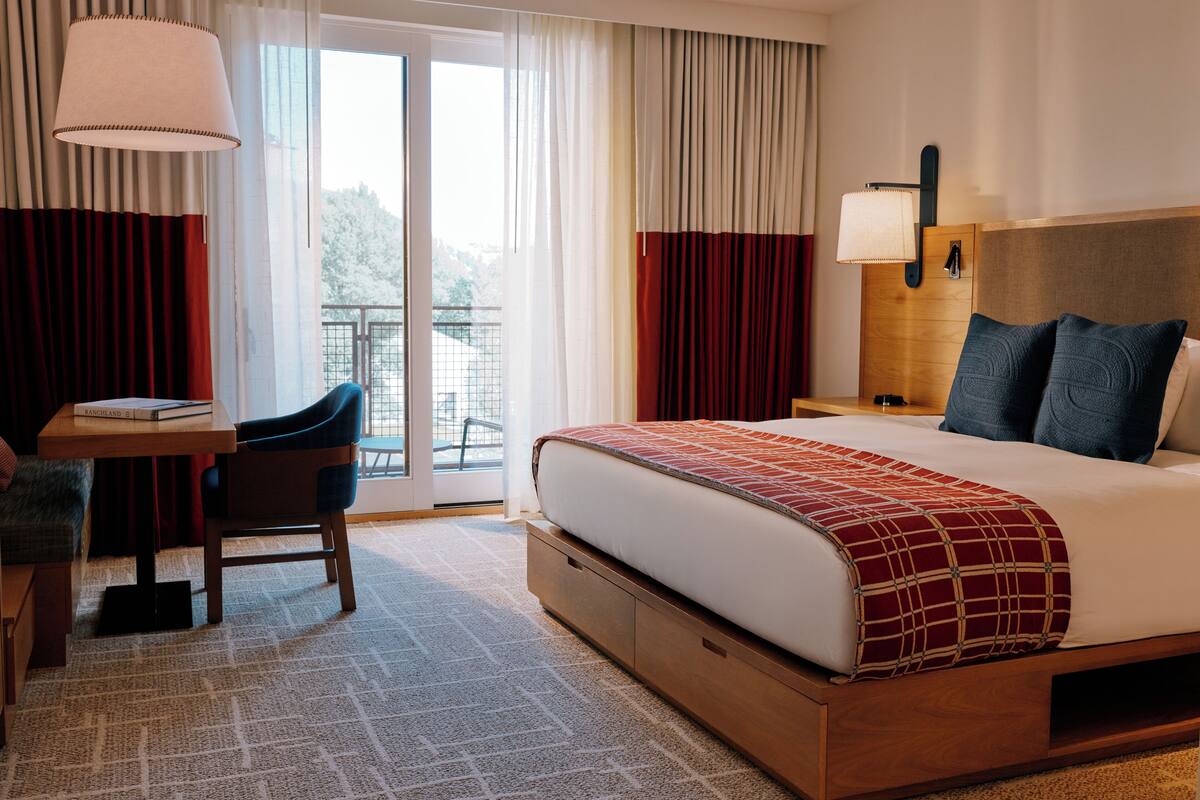 Chambre Supérieure, 1 très grand lit