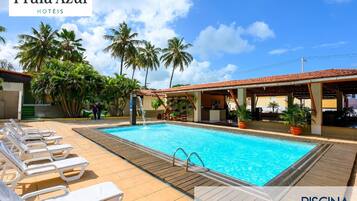 Piscina externa
