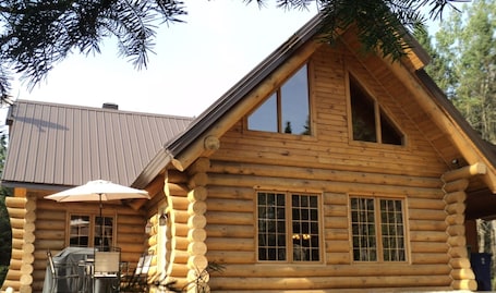 Chalet, Ensuite | Exterior. Le Bois Rond Des Ruisseaux