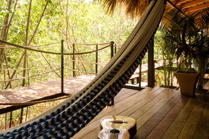 Terrace/patio - Hotel Noga (San Pedro Pochutla)