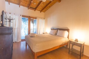 Free cribs/infant beds, free WiFi - Hospedaje La Quebrada (Mancora)