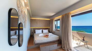 Villa Tradizionale, 1 camera da letto, piscina privata, vista mare | 1 camera, una cassaforte in camera, una scrivania, insonorizzazione