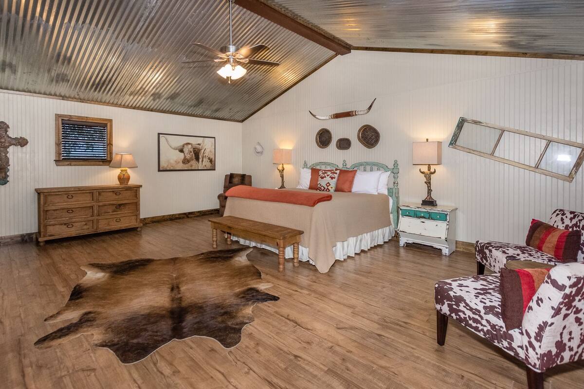 Casa de campo, vistas al viñedo (Longhorn) | 1 dormitorio, ropa de cama de alta calidad, caja fuerte y escritorio