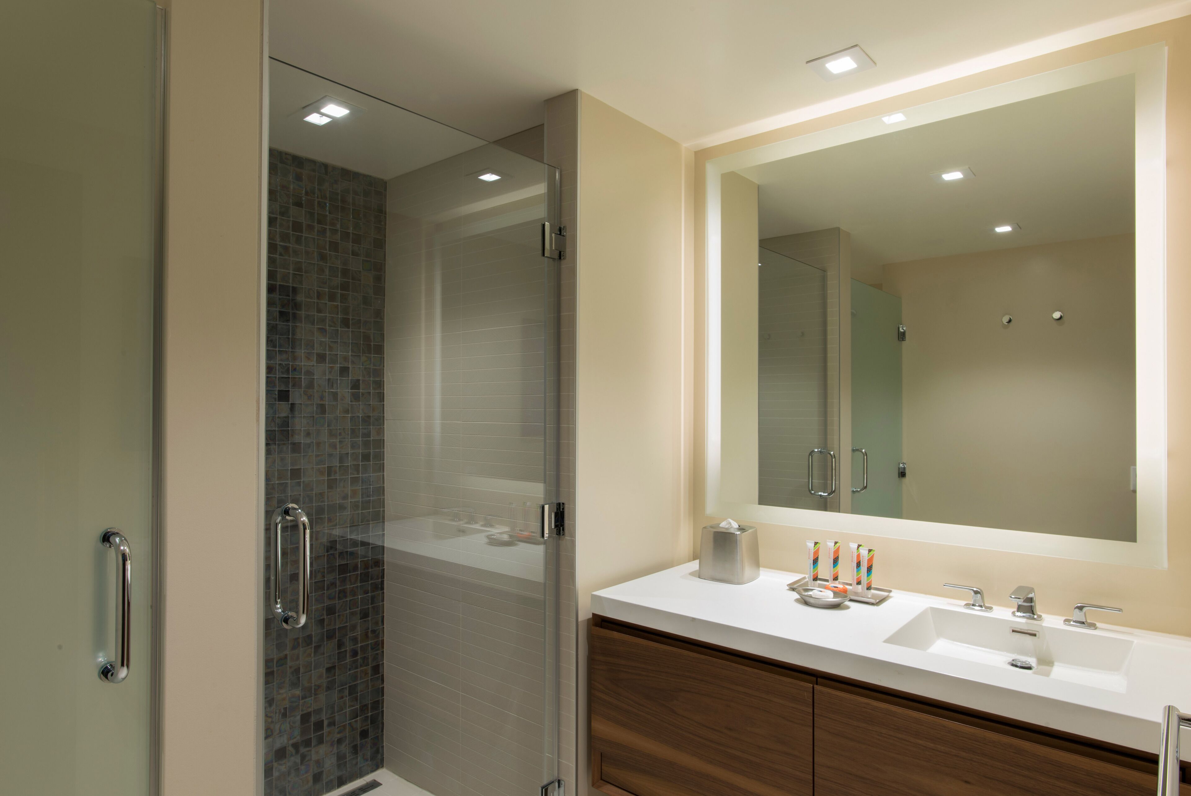 Photo - Hilton Grand Vacation Club The Grand Islander Waikiki Honolulu