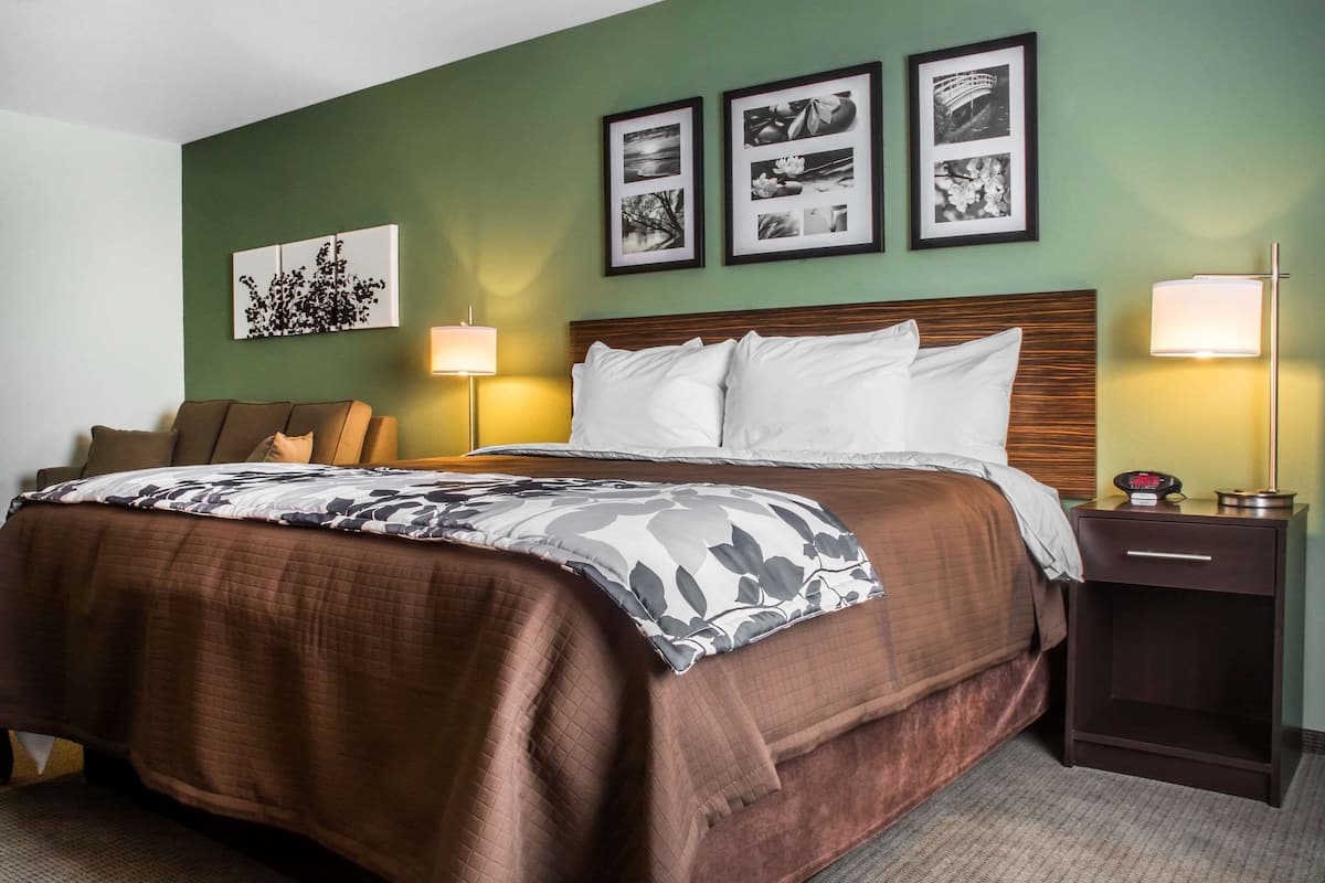 desk, blackout curtains, iron/ironing board, free cots/infant beds