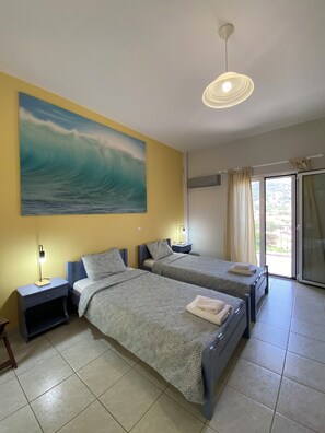 Egyptian cotton sheets, individually decorated, individually furnished