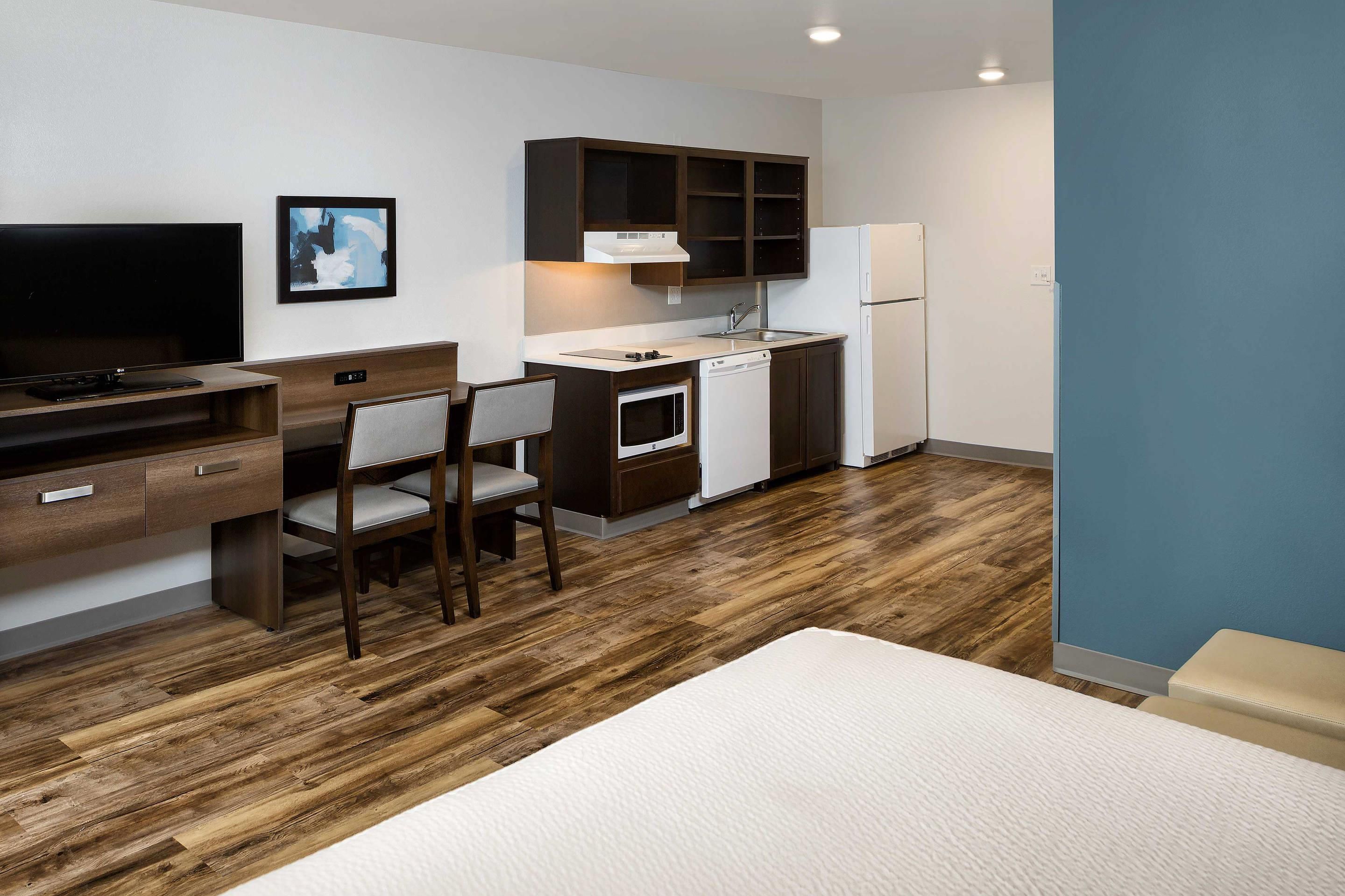 Photo - WoodSpring Suites Houston IAH Airport
