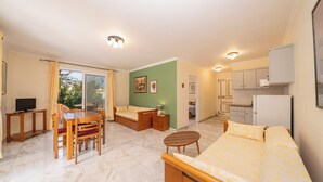 Family Apartment (Family) | Living area | Flat-screen TV