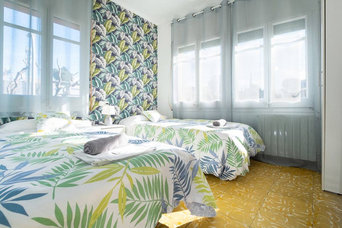 Standard-Doppel- oder -Zweibettzimmer | Schreibtisch, kostenloses WLAN