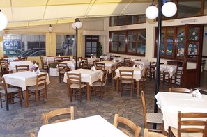 Almoço e jantar
