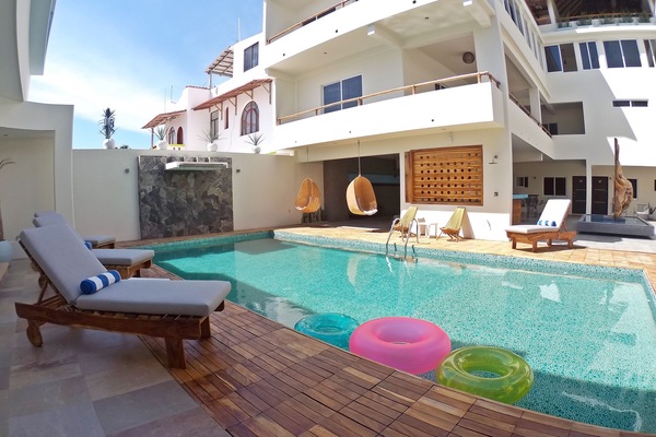 Outdoor pool, pool loungers