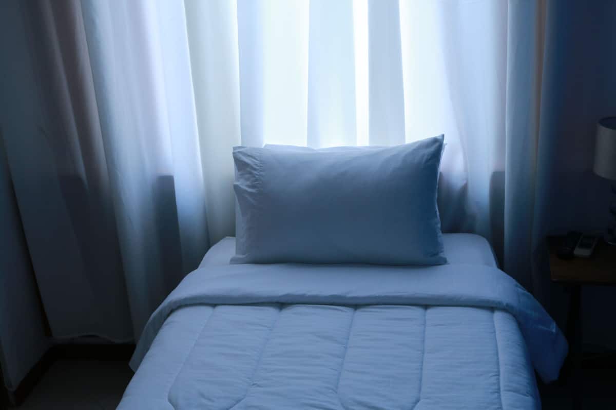 Standaard eenpersoonskamer | Een kluis op de kamer, gratis babybedden, extra bedden, gratis wifi