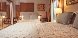 Free WiFi, bed sheets - Yosemite Plaisance Bed & Breakfast (Mariposa)