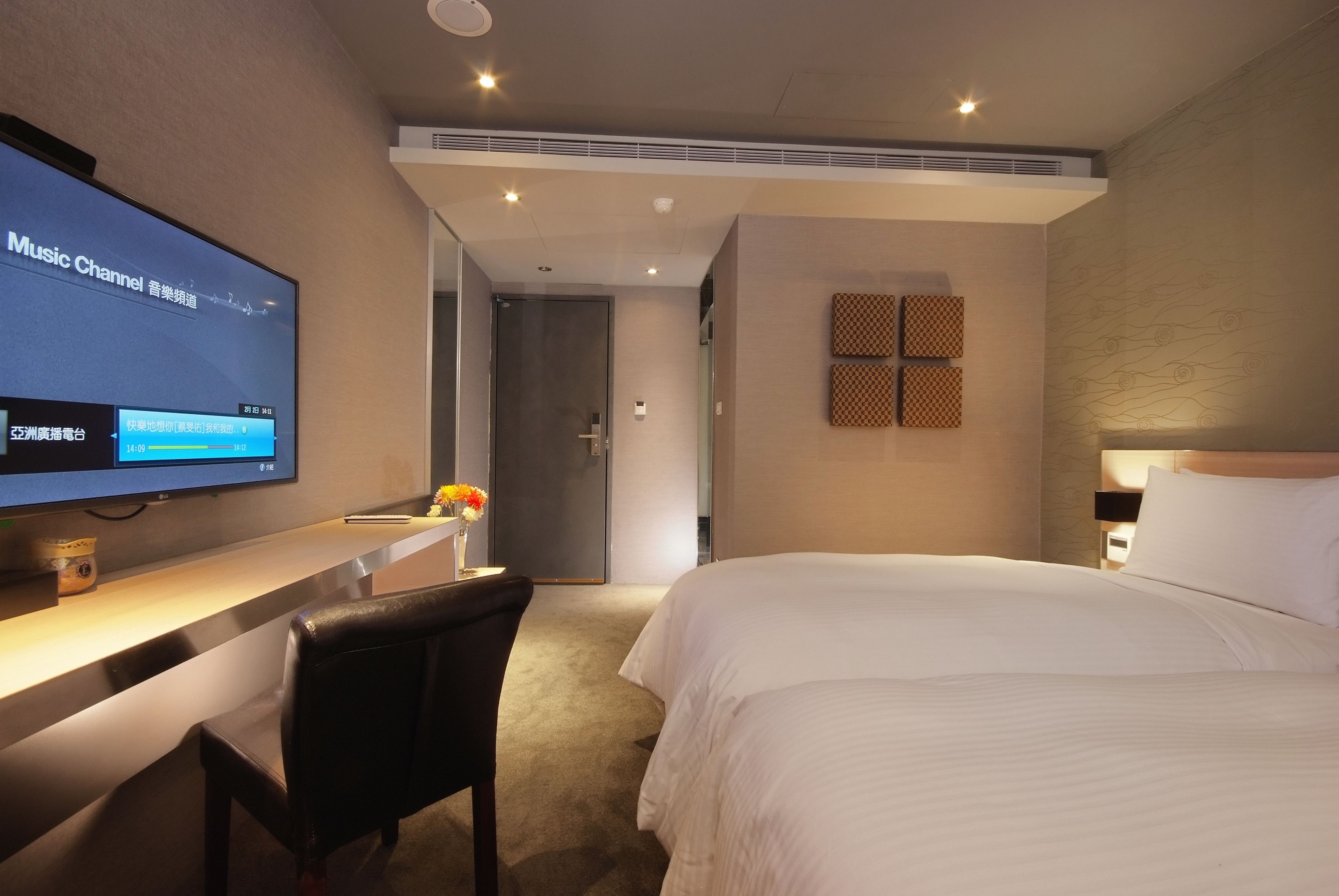 business twin room | free wifi, bed sheets