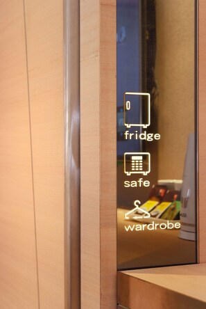 Family Quadruple Room | Free WiFi, bed sheets - Guest Hotel (Taipei)