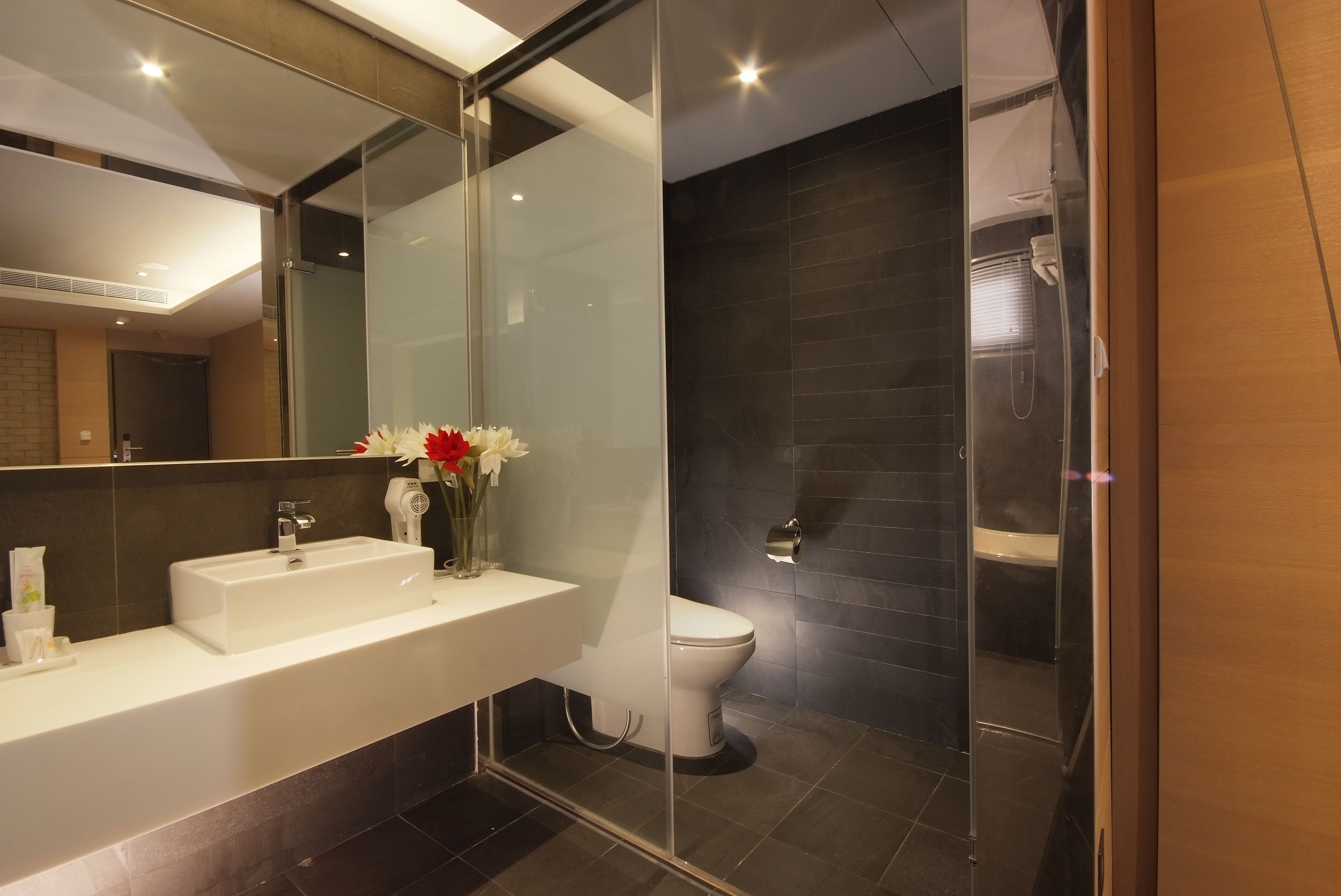 family quadruple room | bathroom | free toiletries, hair dryer, slippers, towels