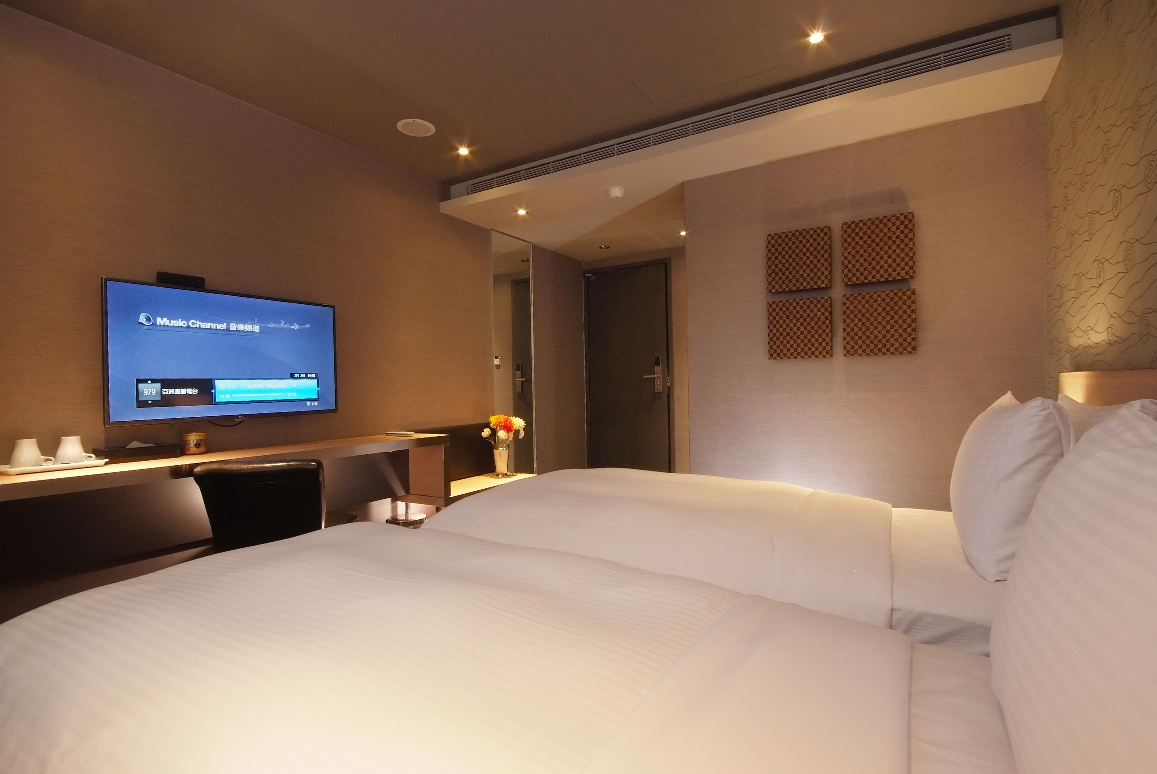 business twin room | free wifi, bed sheets