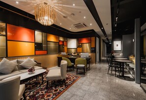 Lobby sitting area - Bello & Bella Boutique Hotel (Kuala Lumpur)