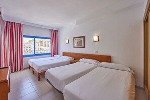 Bureau, rideaux occultants, Wi-Fi gratuit, draps fournis