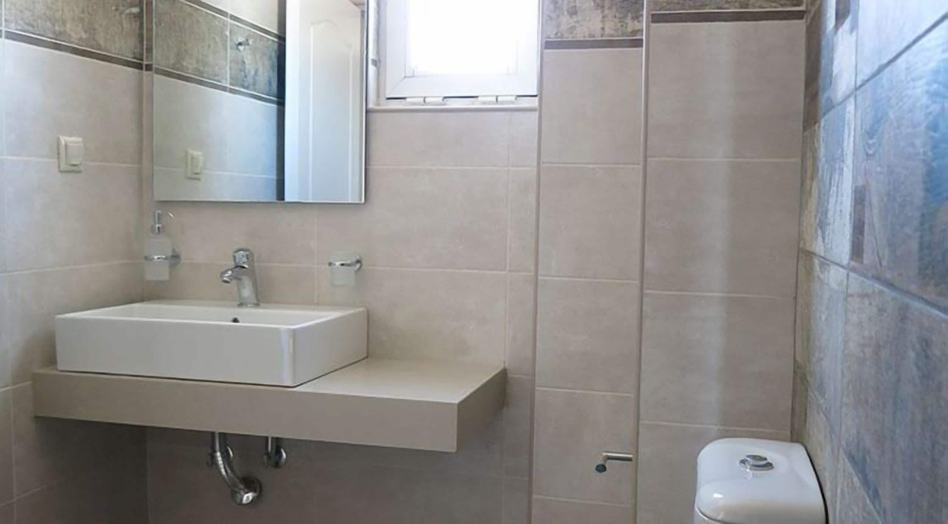 Wastafel kamar mandi