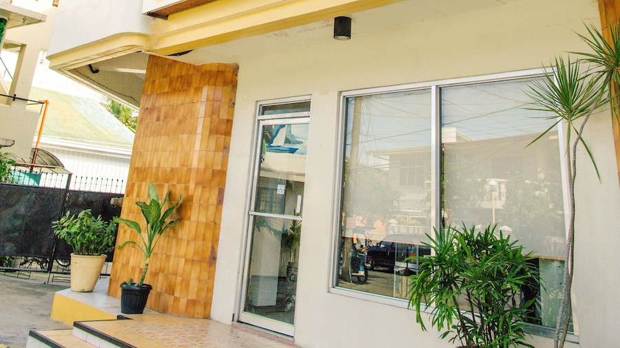 Ati-Atihan Festival Hotel