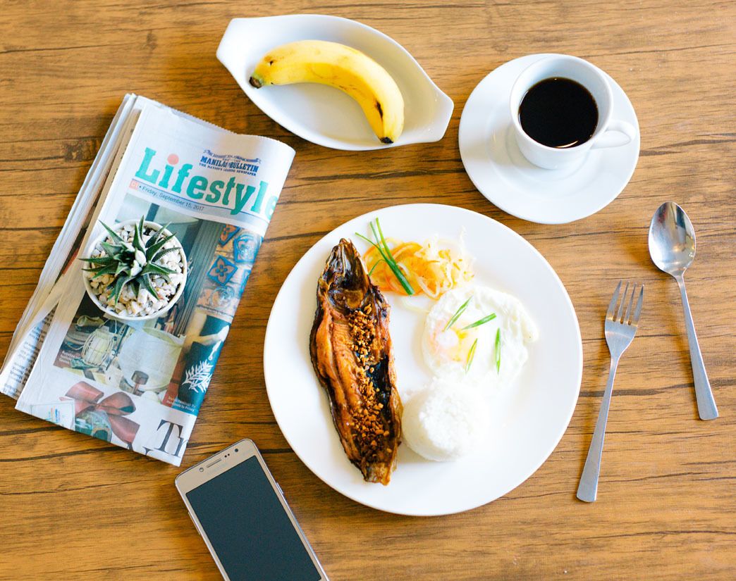 daily cooked-to-order breakfast (php 135 per person)
