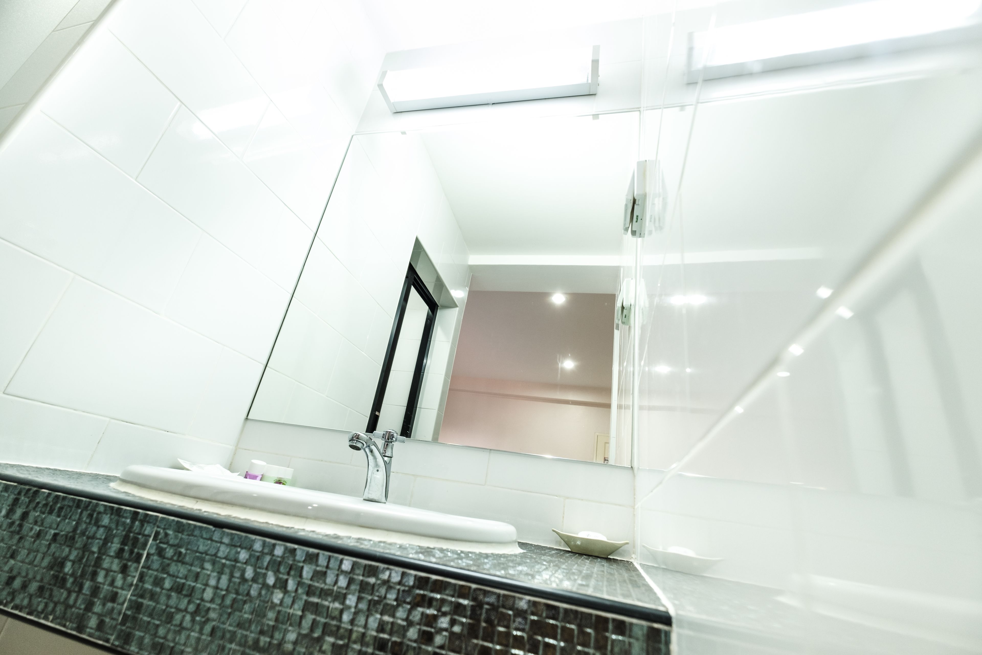 Photo - Don Mueang Place Hotel