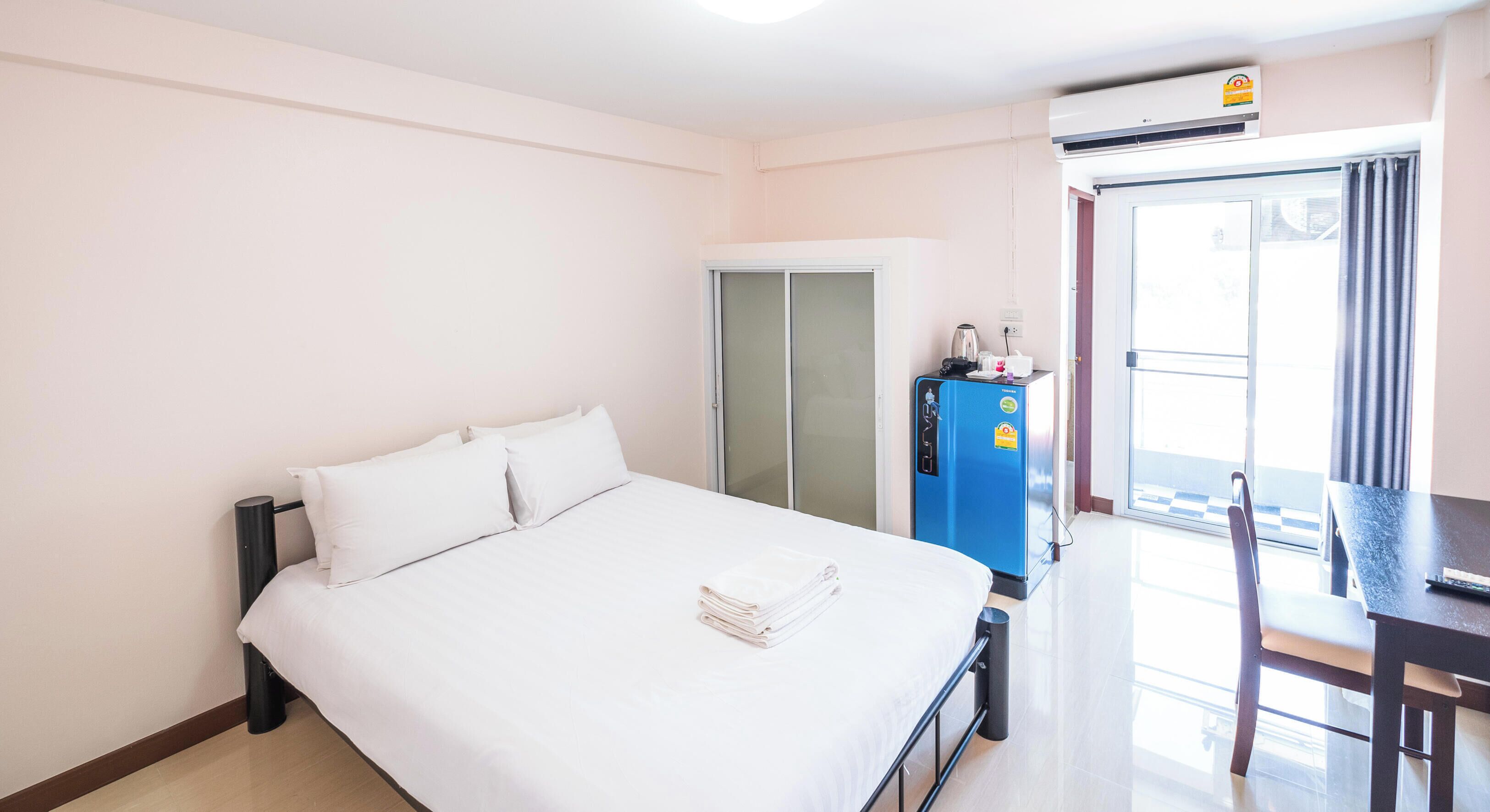 Value Double Room | Desk, blackout curtains, free WiFi