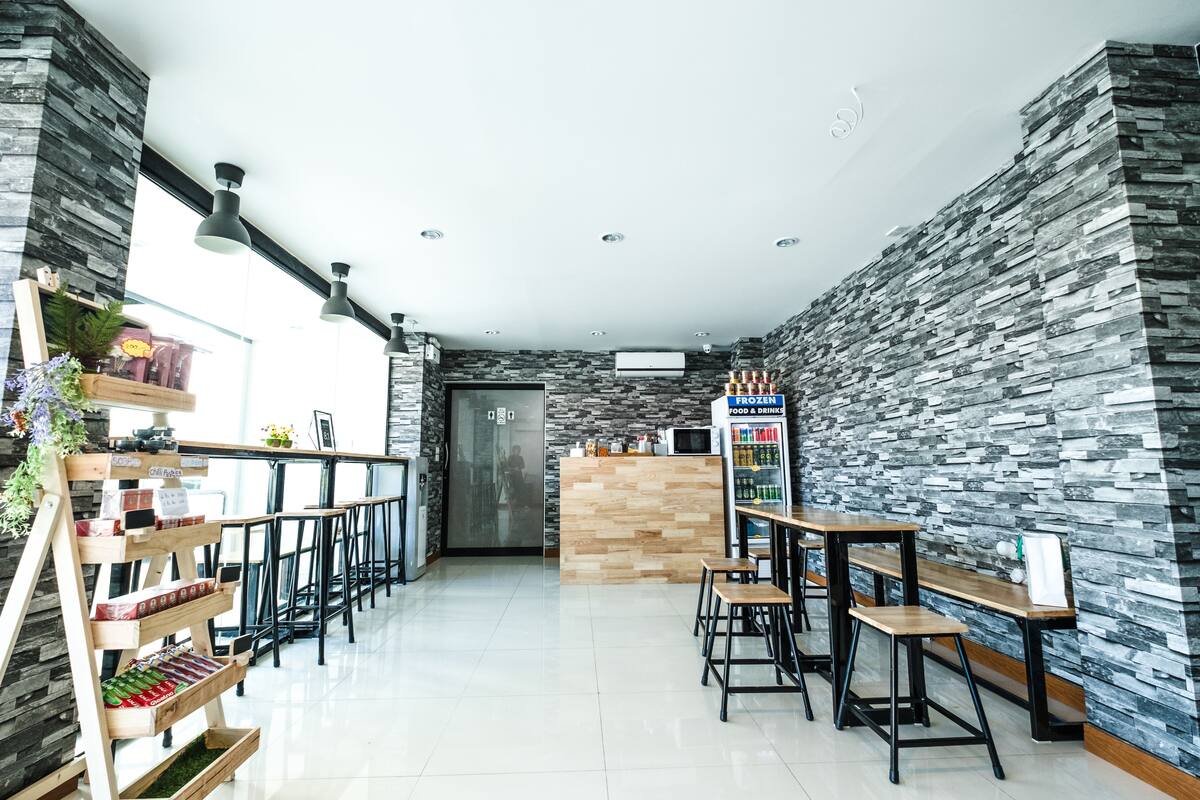 daily to-go breakfast (thb 60 per person)