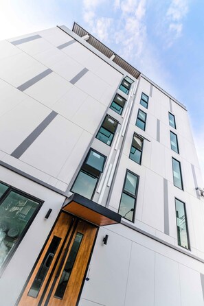 Exterior - Don Muang Hotel (Bangkok)