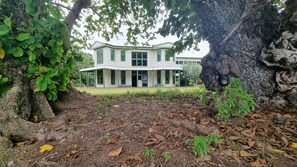 Front of property - Oceania House (Home Island)