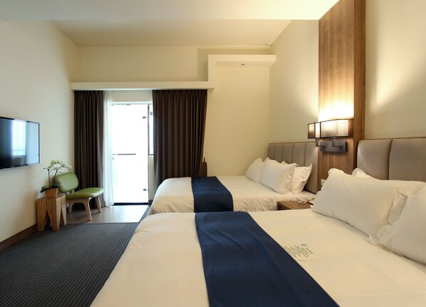 Luxury Quadruple Room, Ocean View | Premium bedding, in-room safe, blackout curtains, free WiFi