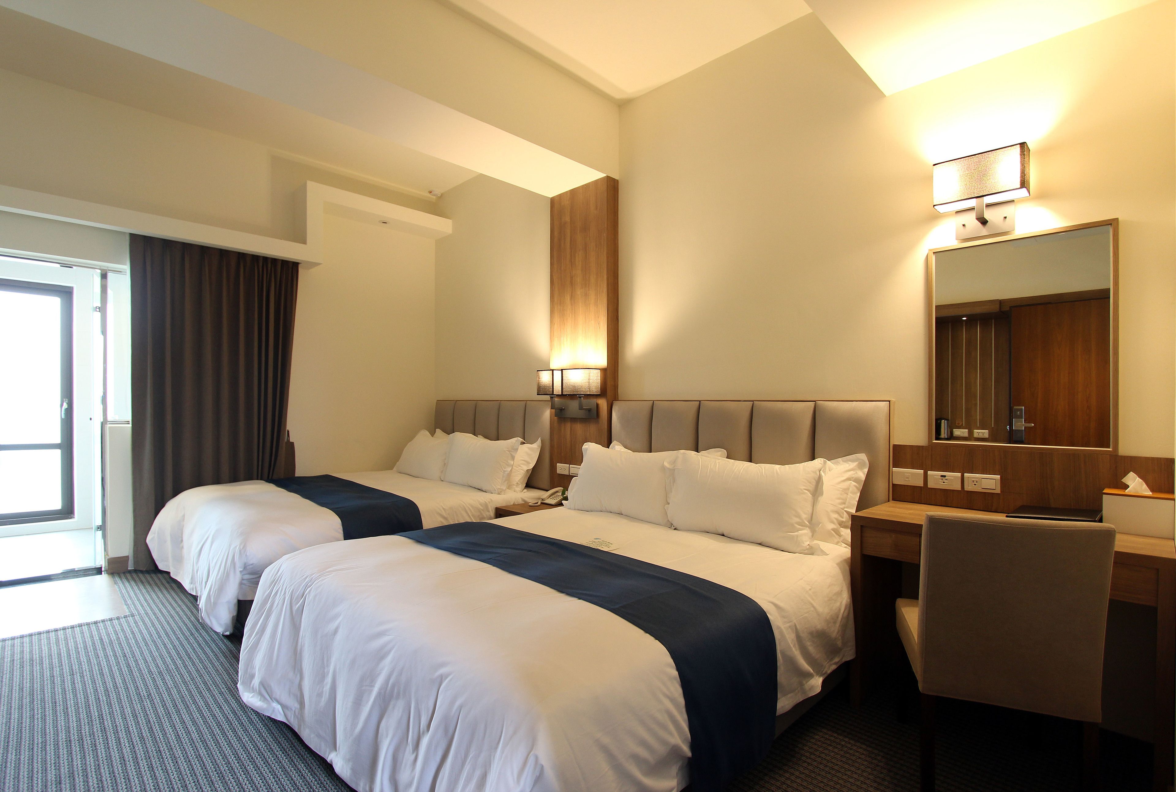 premium bedding, in-room safe, blackout curtains, free wifi