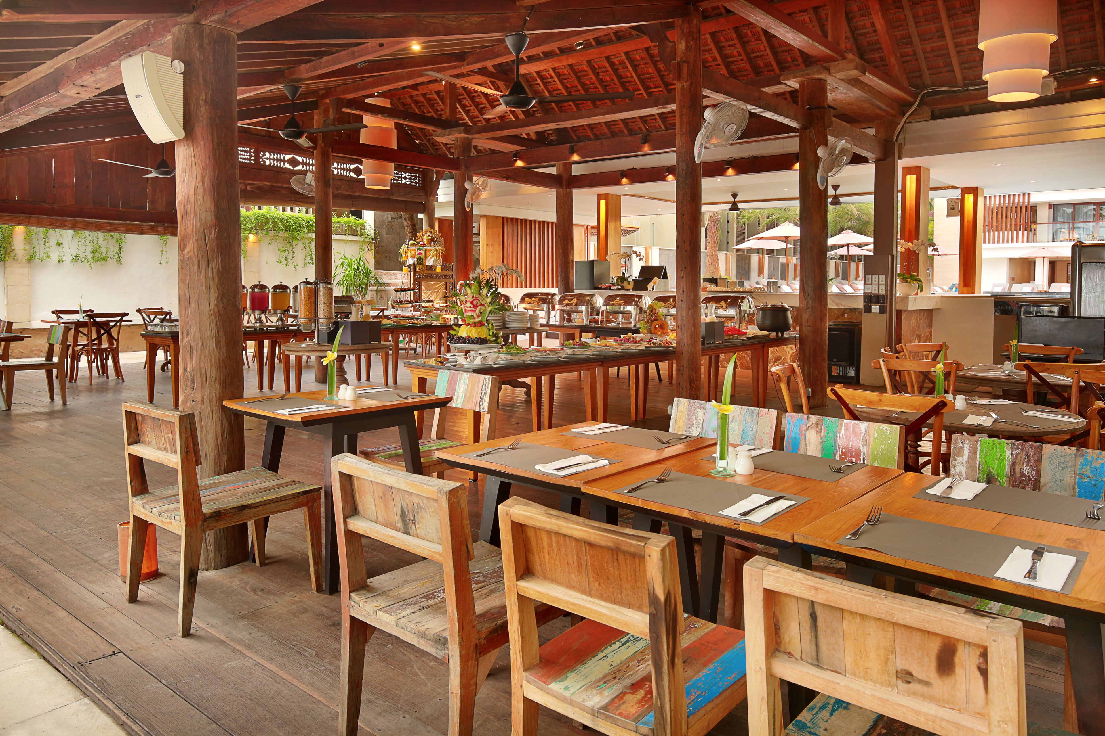 每日供應吃到飽早餐 (每人 IDR165000)