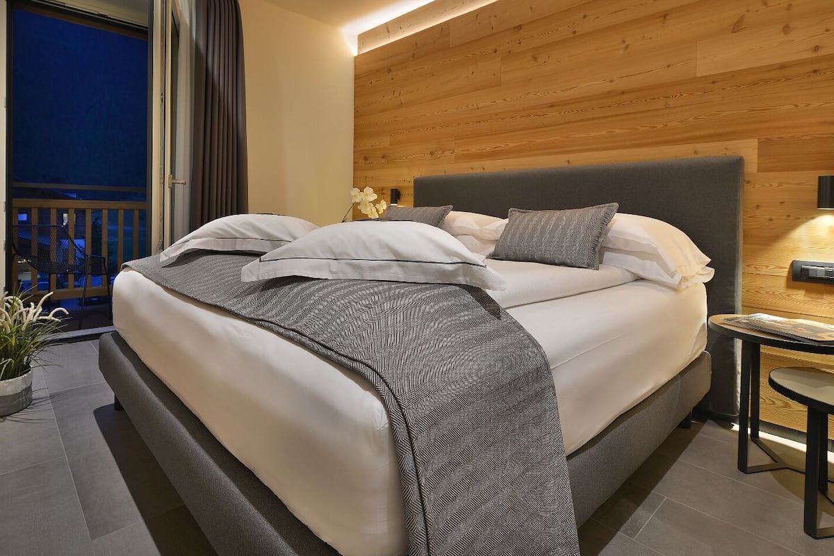 1 slaapkamer, luxe beddengoed, donzen dekbedden, een minibar