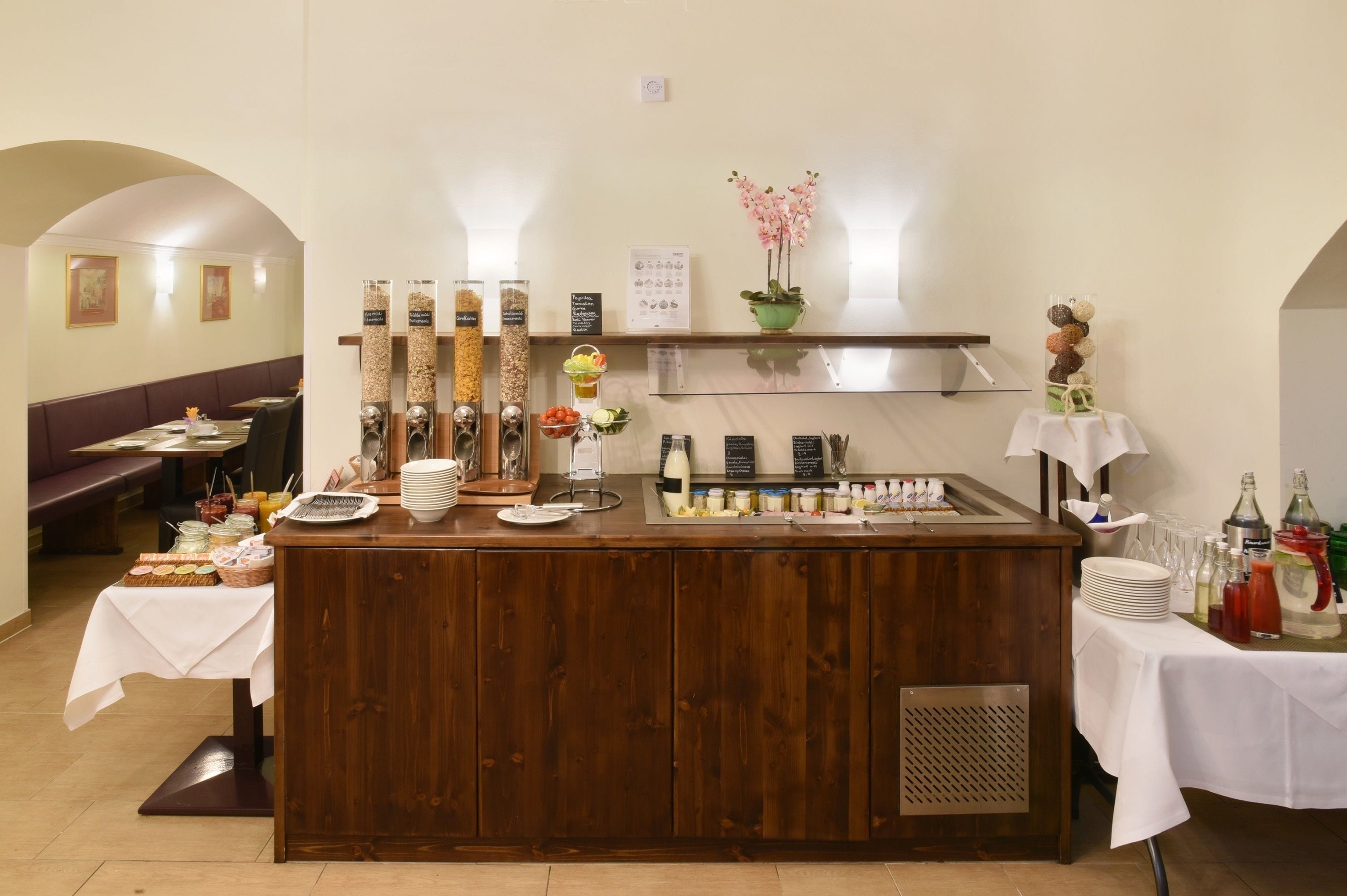 daily buffet breakfast (eur 29 per person)