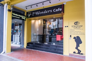 Exterior detail - 7 Wonders Hostel (Singapore)
