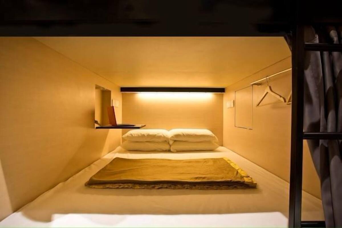 Iron/ironing board (on request), free WiFi, bed sheets