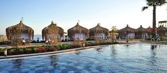 Adenya Hotel & Resort