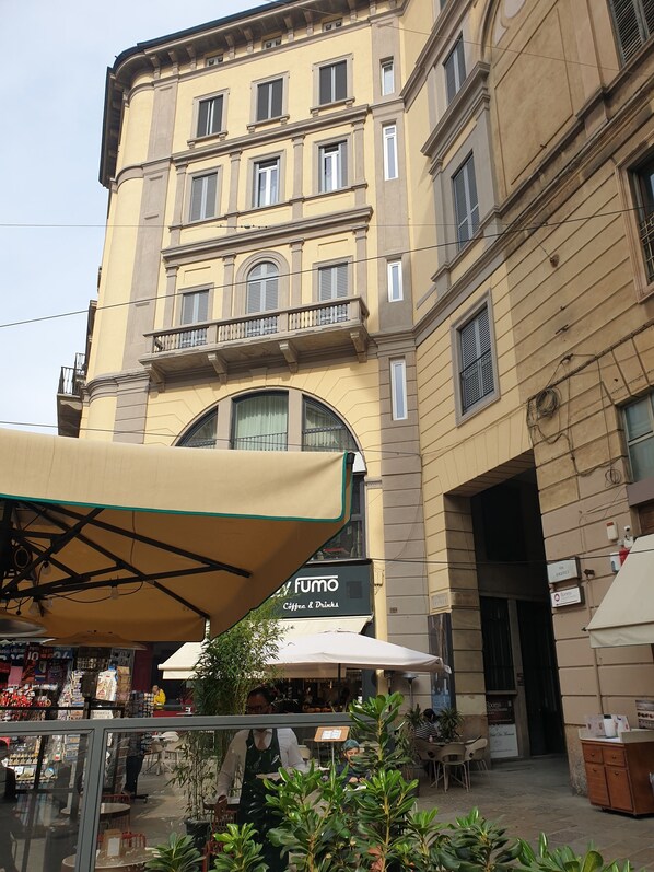 Front of property - Aparthotel dei Mercanti (Milan)