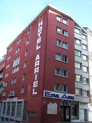 Front of property - Estival Arriel (Lourdes)