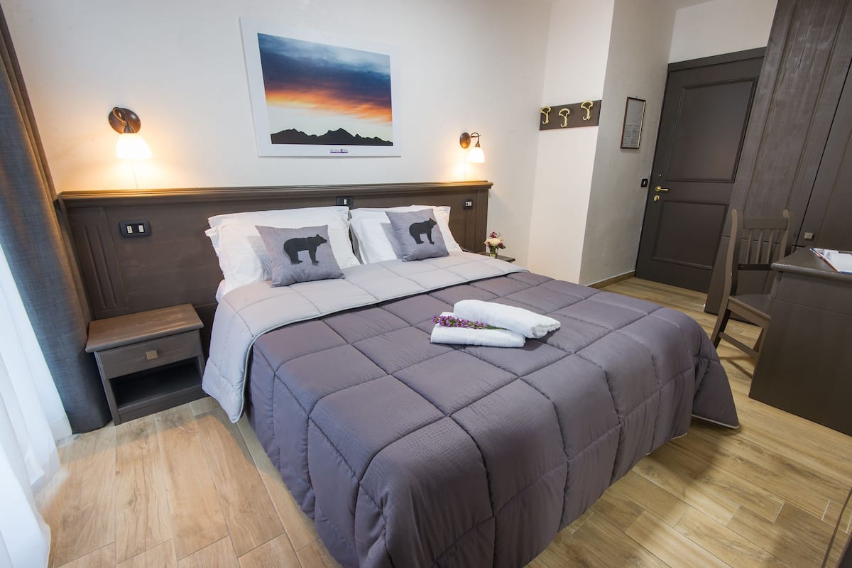 Triple Room, Mountain View | 1 bedroom, free WiFi