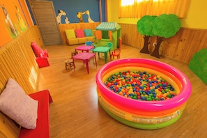 Arcade - Hotel Iris (Pescasseroli)