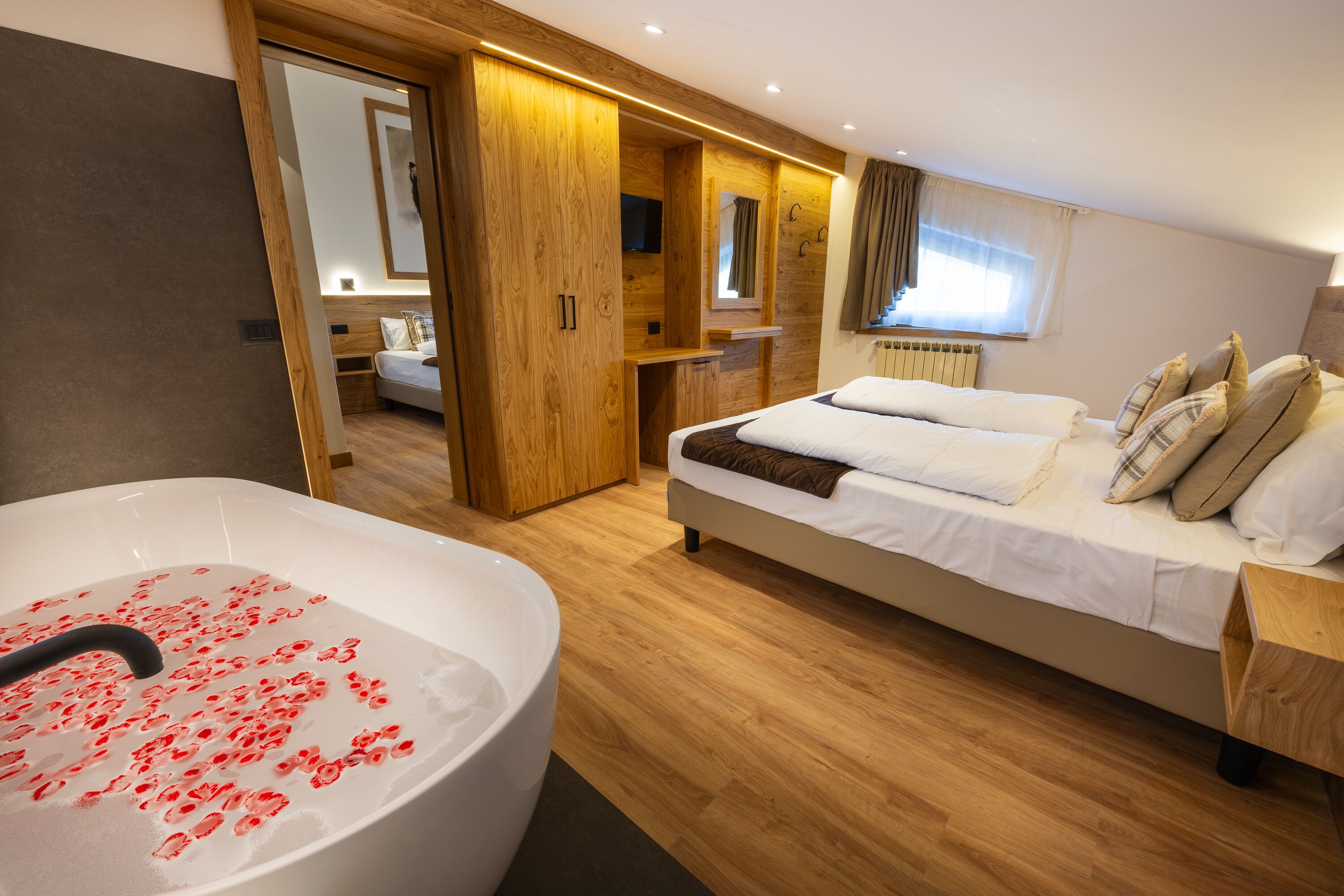 Junior Room, 2 Bedrooms, Tower | 1 bedroom, free WiFi, bed sheets