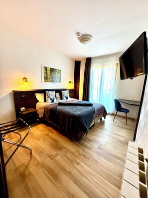 Camera Matrimoniale con terrazzo | 1 bedroom, free WiFi, bed sheets - Hotel Iris (Pescasseroli)